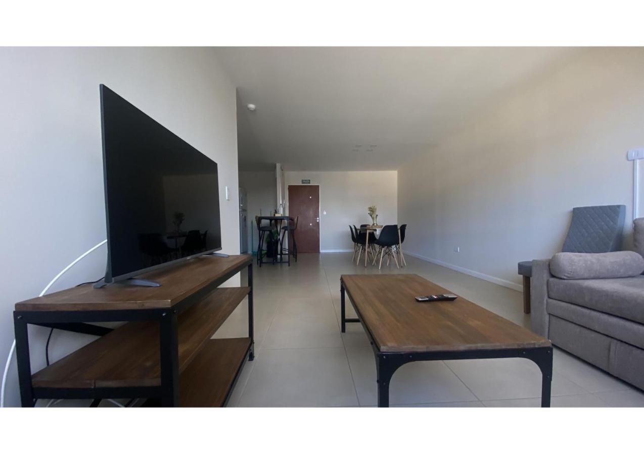 Gray Fox Apartments San Martin Ушуая Екстериор снимка