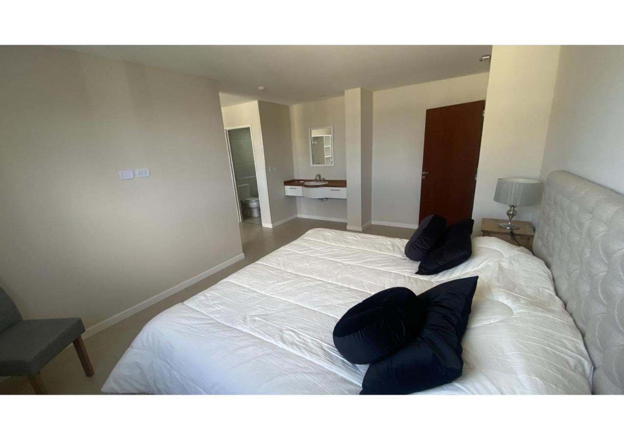 Gray Fox Apartments San Martin Ушуая Екстериор снимка