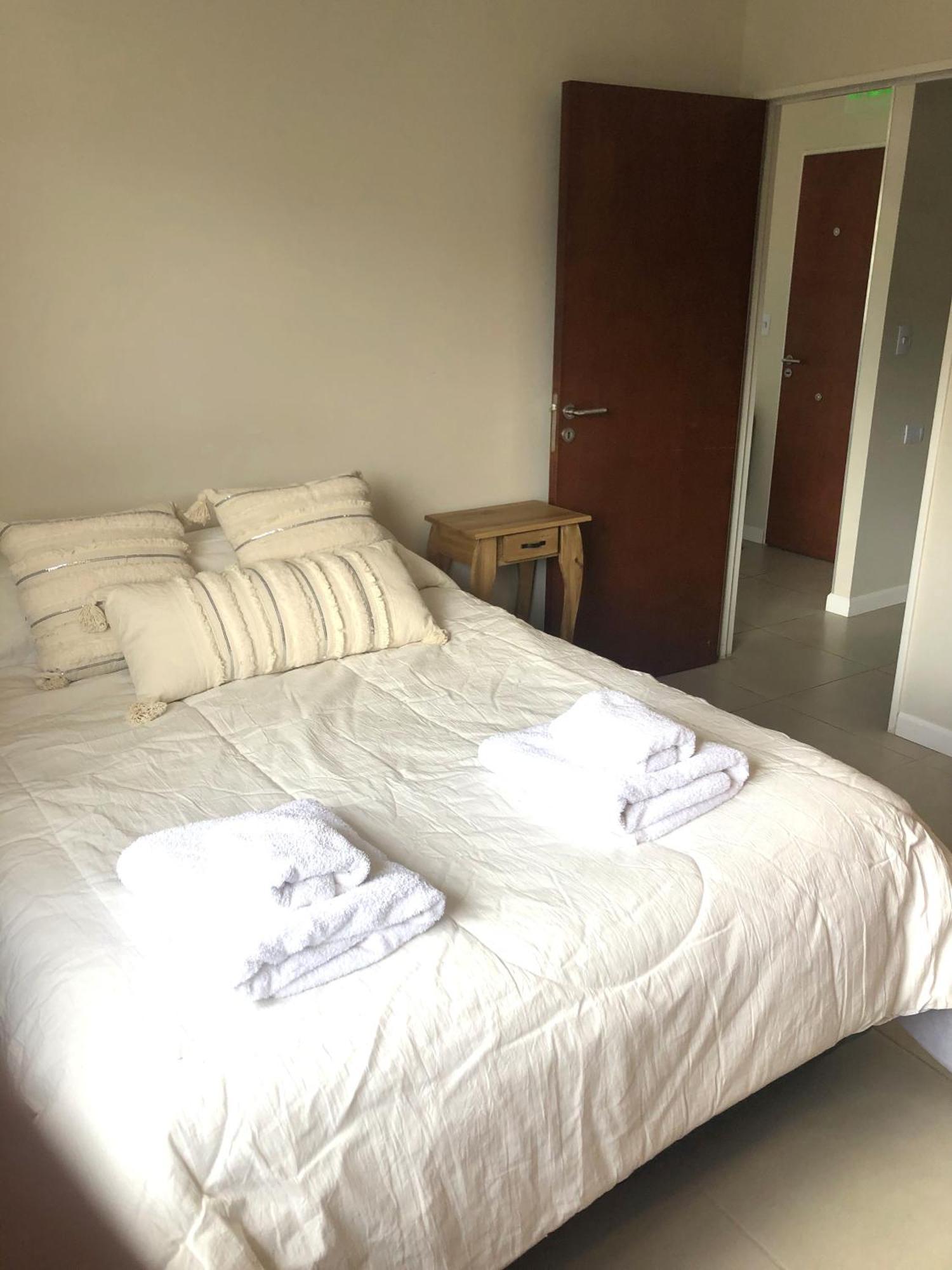 Gray Fox Apartments San Martin Ушуая Екстериор снимка